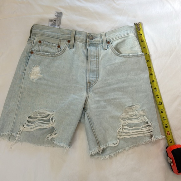 Levi Jean shorts. - Picture 4 of 4